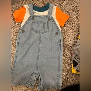 Boys outfit size 12 month